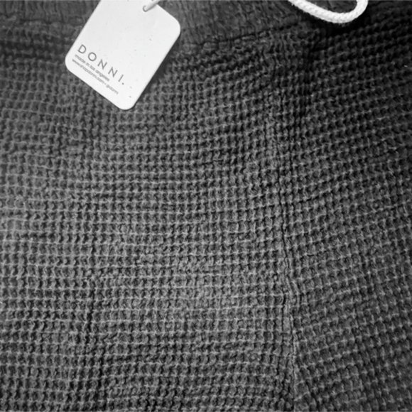 DONNI. | 3 Piece Waffle Knit Set - Picture 7 of 7